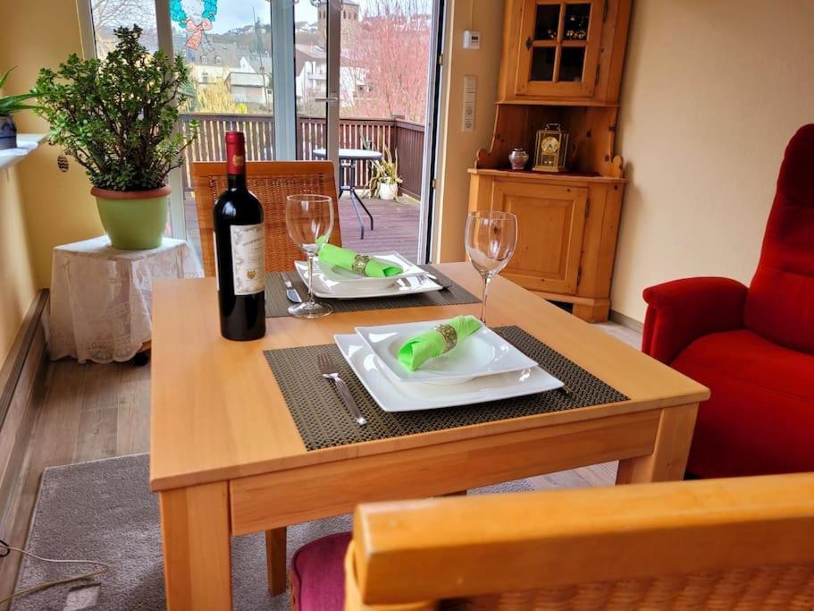 Ferienwohnung Lahnmuendung Mit Kostenlosem Parkplatz Ланштайн Экстерьер фото